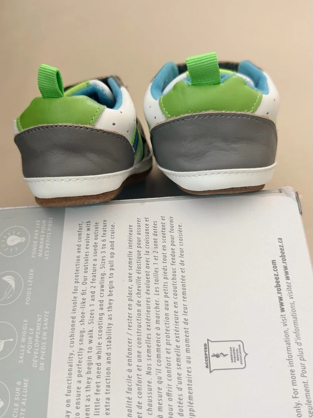 Robeez First Kicks Brooks Baby Shoes Charcoal Shark Leather 9-12 Months